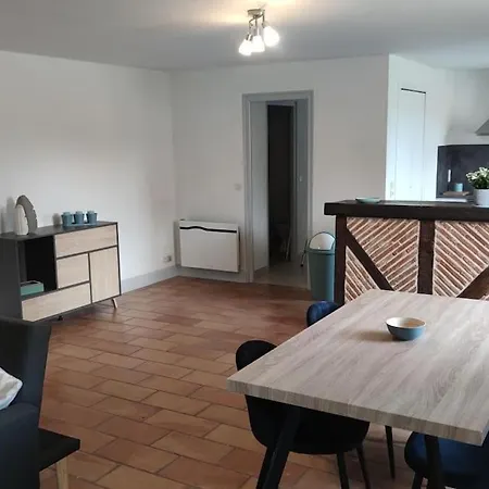 Maison 75 M2 Piscine Chauffee, Terrain De Tennis *