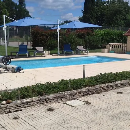 Feriehus Maison 75 M2 Piscine Chauffee, Terrain De Tennis