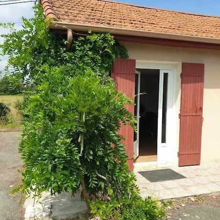 Feriehus Maison 75 M2 Piscine Chauffee, Terrain De Tennis